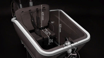 68922020_BUILTSEAT_9e