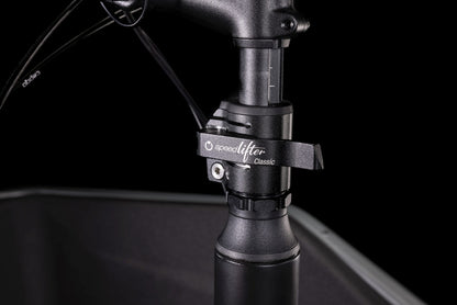 68925020_BUILTSEAT_1