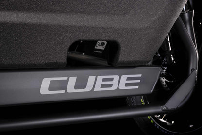68925020_BUILTSEAT_6