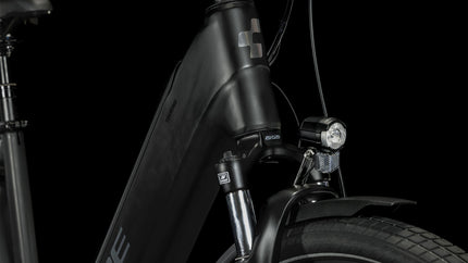 CUBE TOURING HYBRID PRO 625 BLACK/METAL