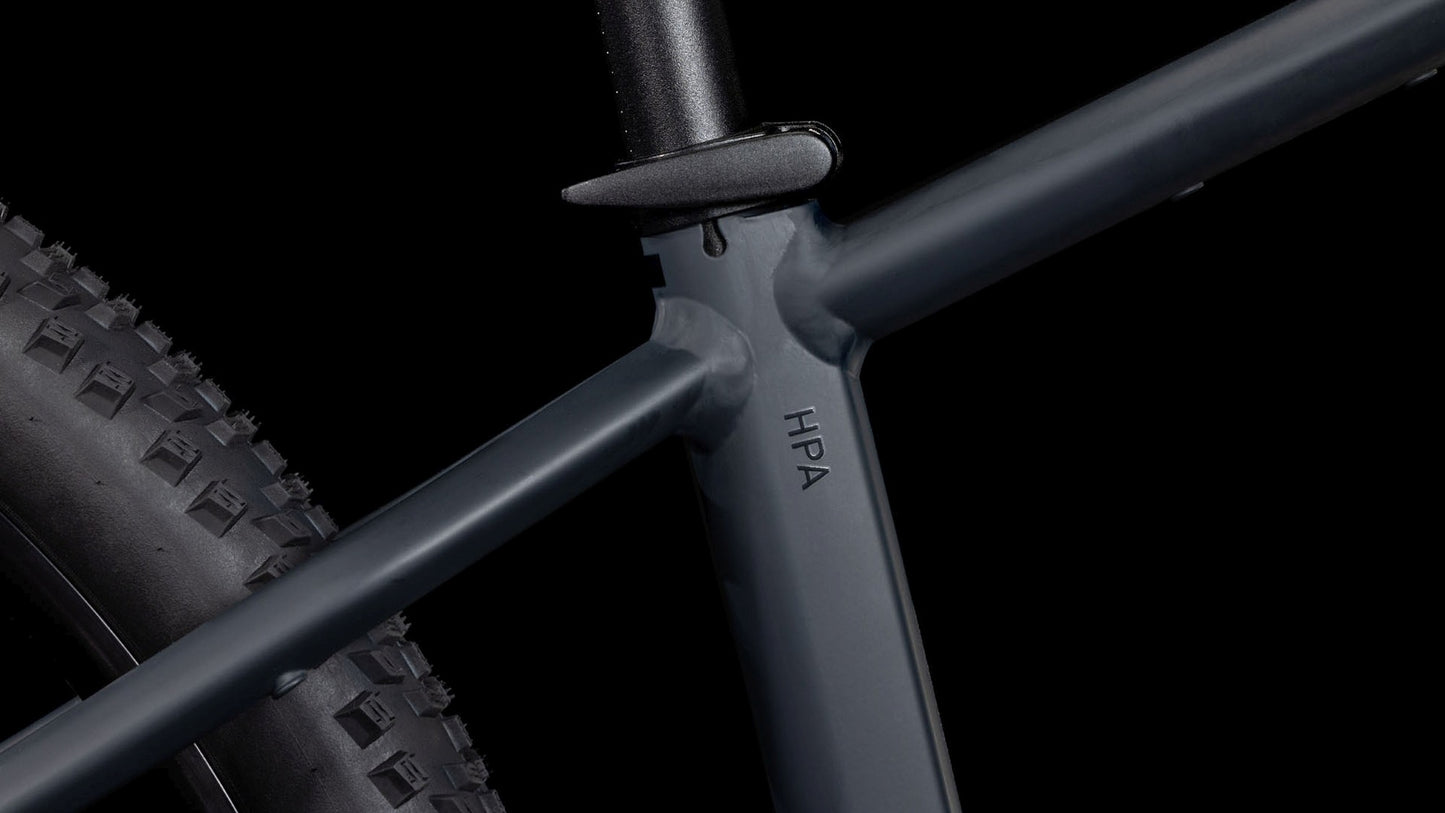 meilleur VTT électrique longue distance – le Cube Reaction Hybrid Performance