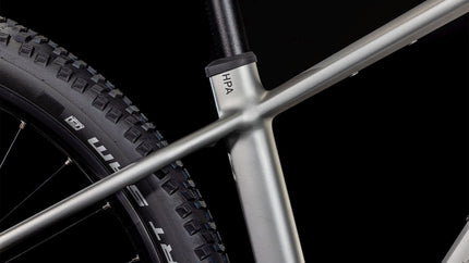 CUBE REACTION HYBRID ONE 600 SILVER/BLACK
