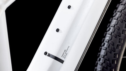 CUBE REACTION HYBRID SLT 800 METALLICWHITE/BLACK