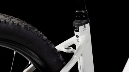 CUBE REACTION HYBRID SLT 800 METALLICWHITE/BLACK