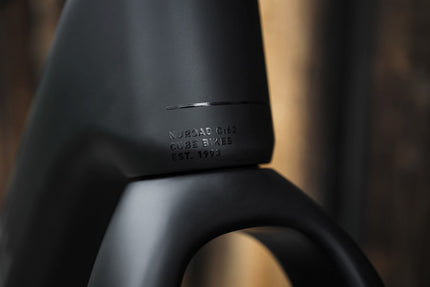 CUBE NUROAD HYBRID C:62 SLX 400X 29 CARBON/GLOSSY