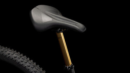 CUBE AMS ONE11 C:68X TM 29 DUSTOLIVE/GOLD