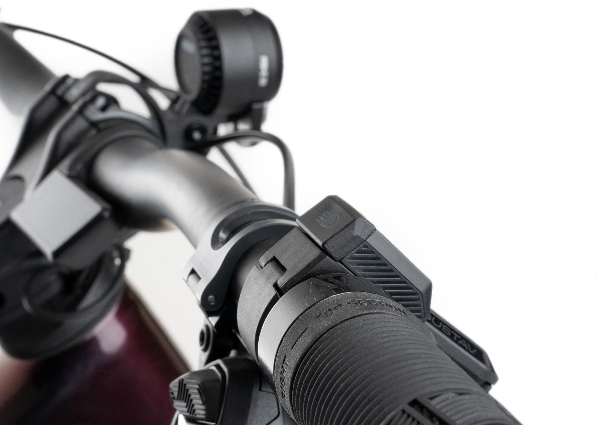 Acid Light ACID E-BIKE FRONT LIGHT PRO-E 200 HIGH BEAM X-CONNECT BLACK – cubestores.nl