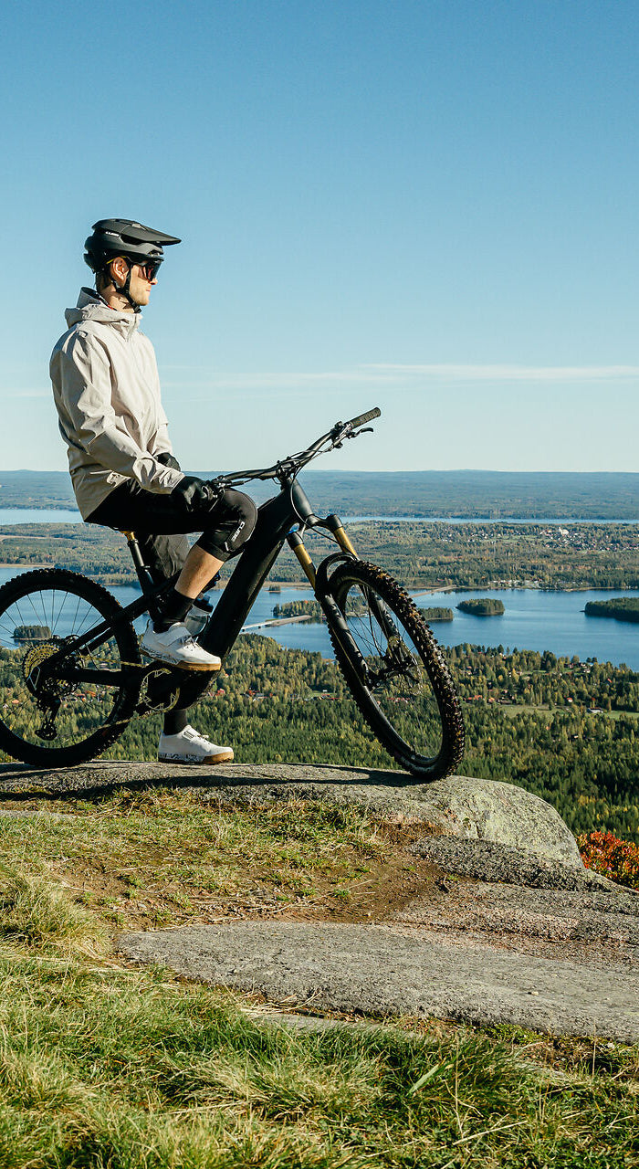 <h2>MOUNTAINBIKES VAN CUBE</h2>